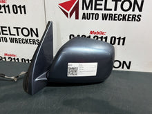 Jan 2001 to Apr 2007 - Toyota Kluger MCU28R - Left Door Mirror