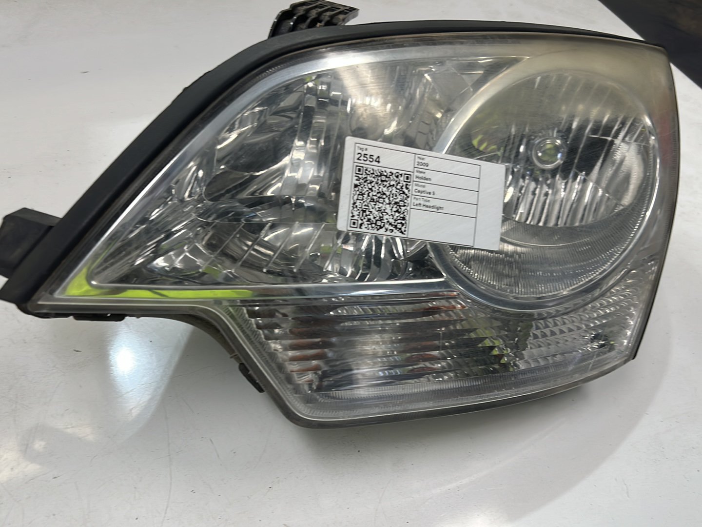 2009 Holden Captiva 5 CG - Left Headlight